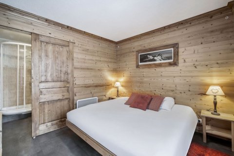 3 bedrooms Apartment in Les Belleville, France No. 100017 14