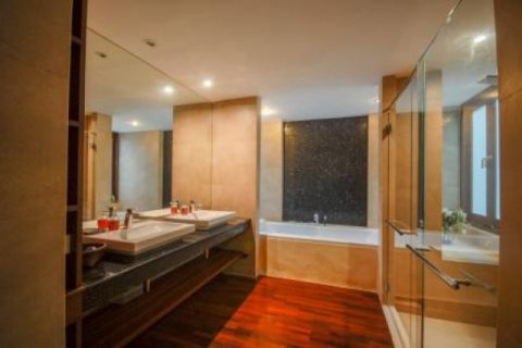 5 bedrooms Villa in Hua Hin, Thailand No. 95857 9