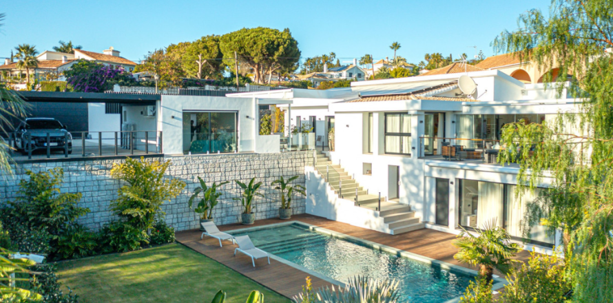 5 dormitorios Villa en Hieu Liem, Vietnam No. 109849