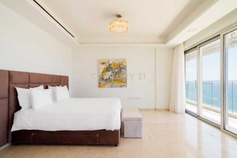 4 bedrooms Penthouse in Pyrgos, Cyprus No. 34127 12