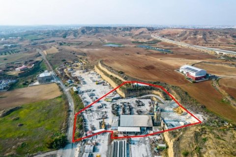 288m² Commercial property à Nicosia, Cyprus No. 105008 5