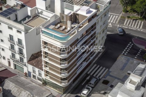 2 chambres Penthouse à Estepona, Spain No. 123060