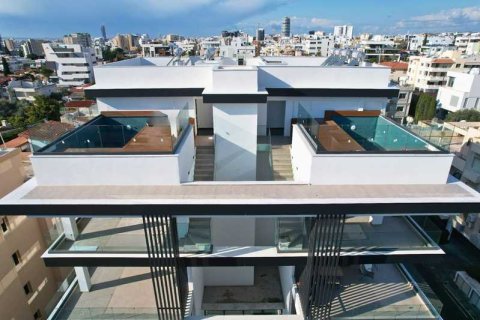 3 bedrooms Penthouse in Limassol, Cyprus No. 79717 9