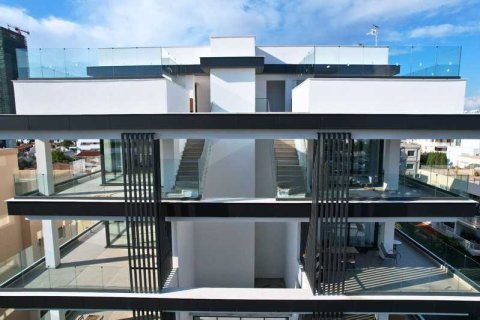 3 bedrooms Penthouse in Limassol, Cyprus No. 79717 11