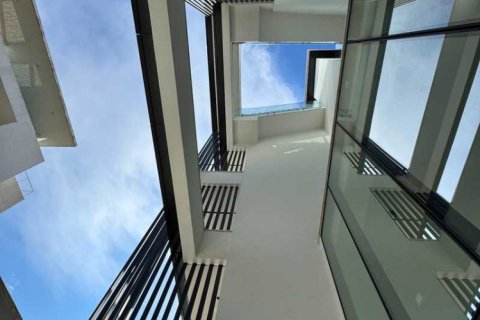 3 bedrooms Penthouse in Limassol, Cyprus No. 79717 7