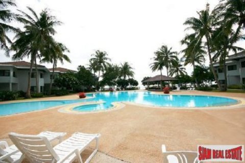 2 bedrooms Apartment in Cha-am, Thailand No. 95683 1