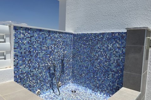 3 rooms Appartement à Larnaca, Cyprus No. 107041 13