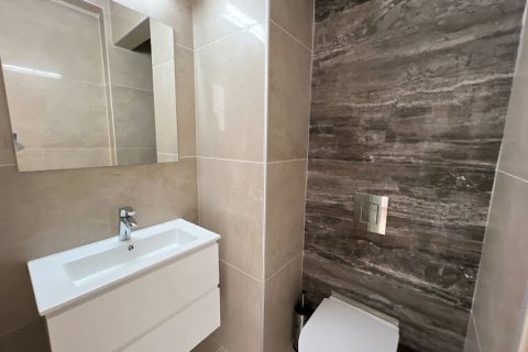 3 rooms Appartement à Larnaca, Cyprus No. 107041 10