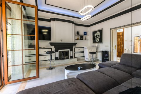 Вилла с 5 спальнями в Tan Xuan, Вьетнам №27089 5