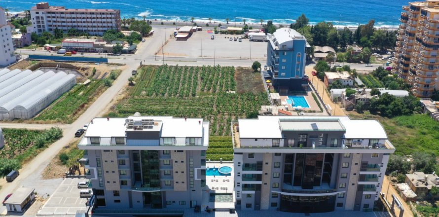 2 bedrooms Penthouse in Kargicak, Turkey No. 13156