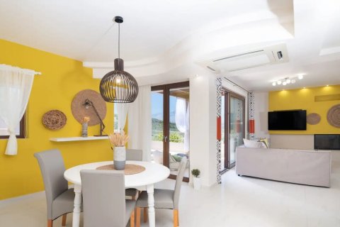 4 rooms Villa à Heraklion, Greece No. 55473 5