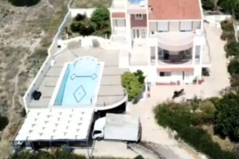 380m² Villa à Megara, Greece No. 116816 15
