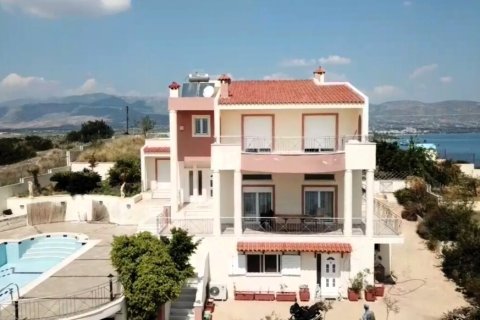 380m² Villa à Megara, Greece No. 116816 14