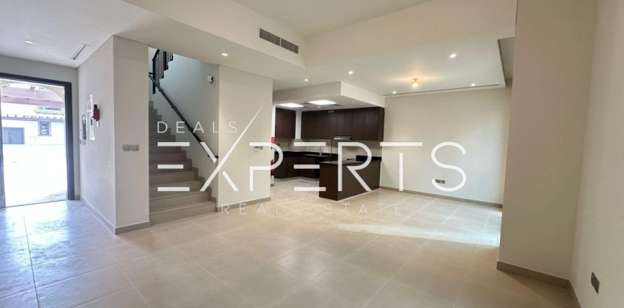 Таунхаус с 3 спальнями в Аль Меараг Сити, Вьетнам №83054