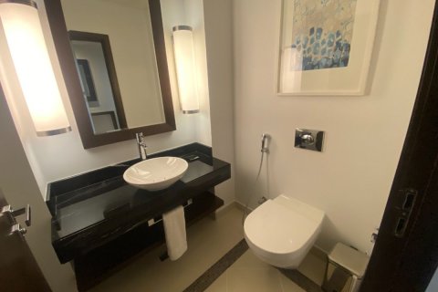 2 dormitorios Apartment en Al Mokattam, Vietnam No. 5884 14