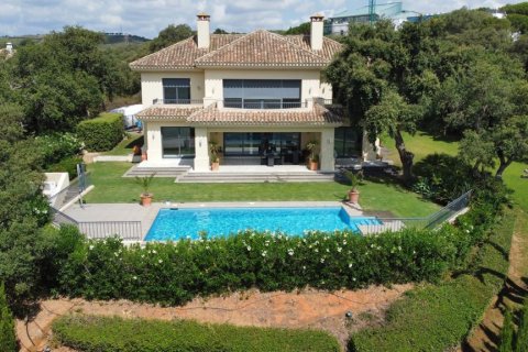 5 dormitorios Villa en San Roque, Spain No. 111888