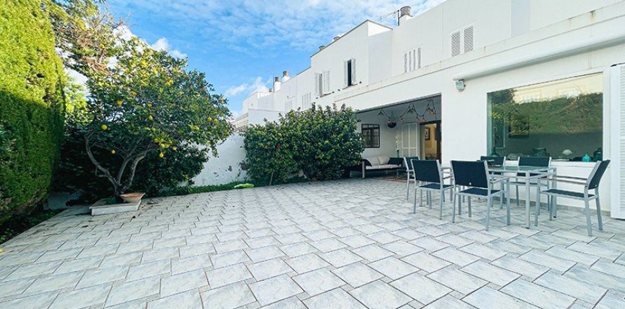 5 chambres  à Dak Sin, Vietnam No. 117337