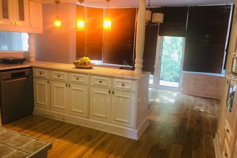 4 bedrooms House in Pervolia, Cyprus No. 101189 4