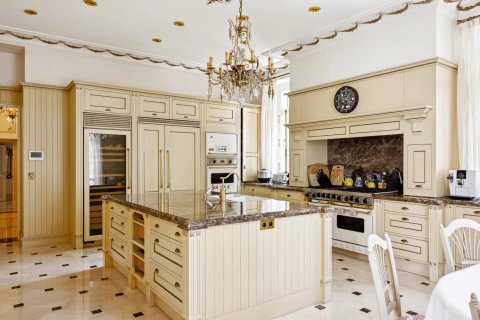 Вилла с 7 спальнями в Антиб, Франция №67968 13