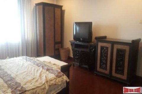 4 bedrooms House in Pattaya, Thailand No. 96560 9