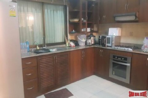 4 bedrooms House in Pattaya, Thailand No. 96560 12