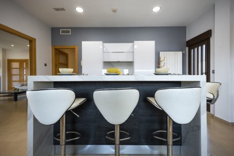 4 bedrooms Villa in Tan Phuc, Vietnam No. 83982 10