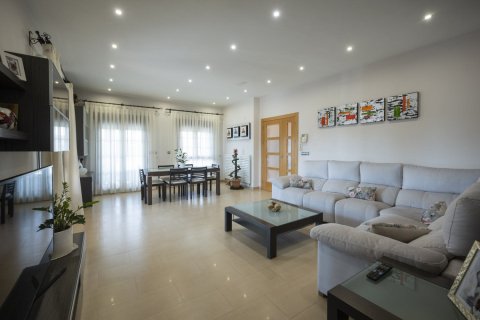 4 bedrooms Villa in Tan Phuc, Vietnam No. 83982 6
