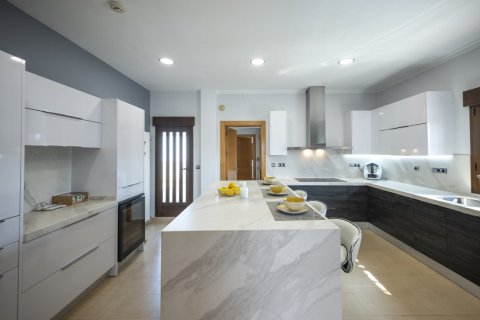 4 bedrooms Villa in Tan Phuc, Vietnam No. 83982 8