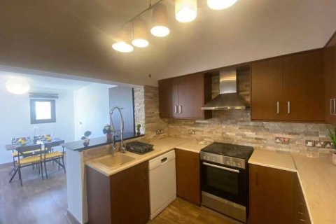 Квартира с 3 спальнями в Лимассол, Кипр №72230 3