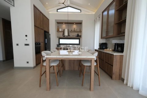 5 bedrooms Villa in Phi Dien, Vietnam No. 92190 17