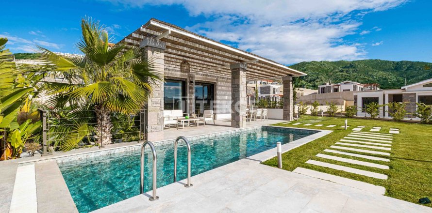 5 bedrooms Villa in Bodrum, Turkey No. 92190