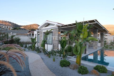 5 bedrooms Villa in Phi Dien, Vietnam No. 92190 5