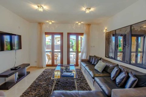 3 dormitorios House en Paphos, Cyprus No. 76250 5