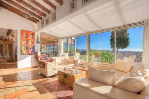 5 bedrooms Villa in Vence, France No. 67918 8