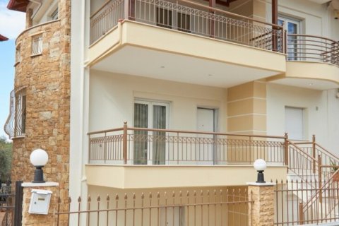 4 bedrooms Maisonette in Thermi, Greece No. 107867 1