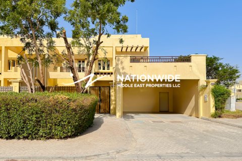 3 dormitorios Villa en Binh Duong, Vietnam No. 117370 1