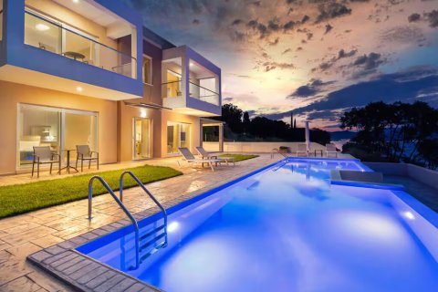 3 bedrooms Villa in Corfu, Greece No. 55786