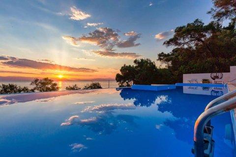 3 bedrooms Villa in Corfu, Greece No. 55786 25