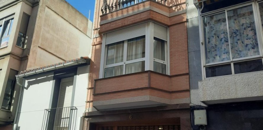6 bedrooms House in Cullera, Spain No. 124553