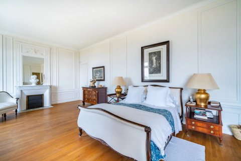 7 dormitorios Villa en Grasse, France No. 69071 24