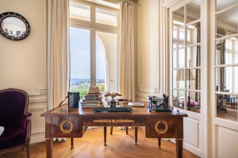 7 dormitorios Villa en Grasse, France No. 69071 18