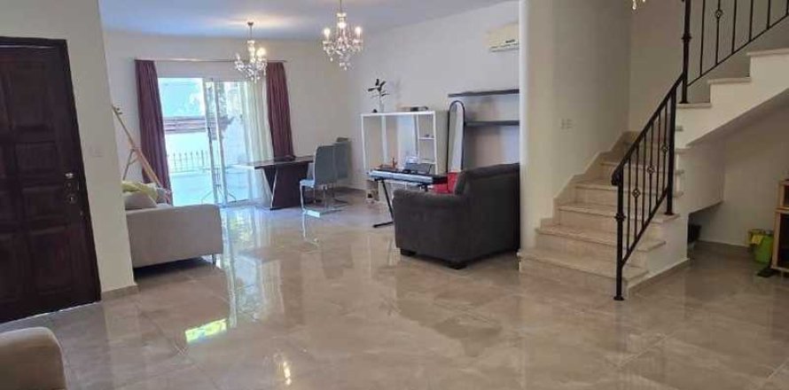 3 bedrooms House in Germasogeia, Cyprus No. 101199