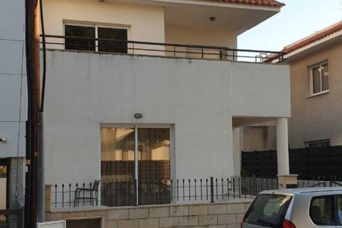 3 bedrooms House in Germasogeia, Cyprus No. 101199 4
