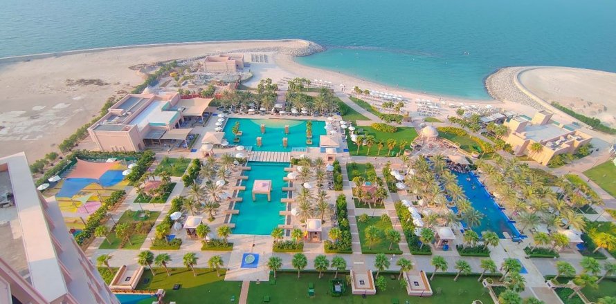 4 bedrooms Apartment in Al Mokattam, Vietnam No. 95301