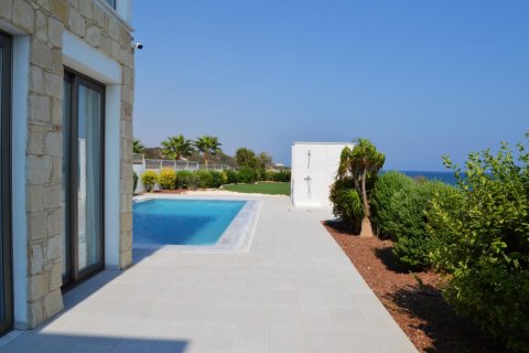 3 bedrooms Villa in Larnaca, Cyprus No. 106448 11