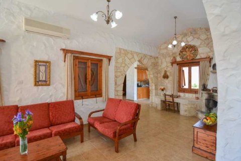 3 dormitorios Villa en Polis, Cyprus No. 66132 10