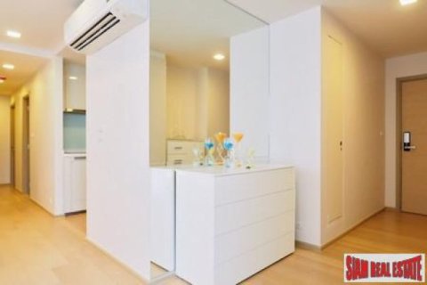 3 bedrooms Apartment in Bangkok, Thailand No. 95811 8