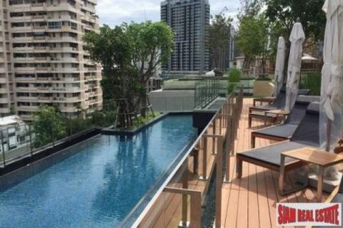3 bedrooms Apartment in Bangkok, Thailand No. 95811 1