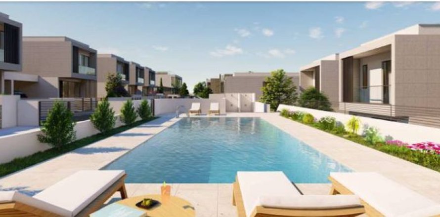 3 bedrooms Villa in Chloraka, Cyprus No. 104515