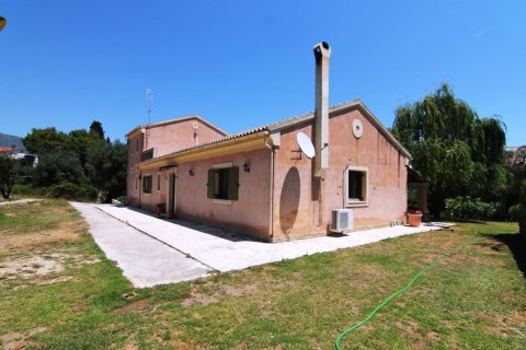 4 bedrooms Villa in Corfu, Greece No. 61596 2